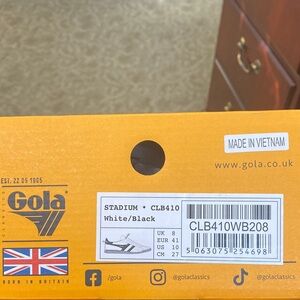 Gola Classic White and Black Trainers